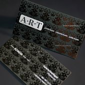 двухсторонние визитки с ультрафиолетовой лакировкой на черной бумаге